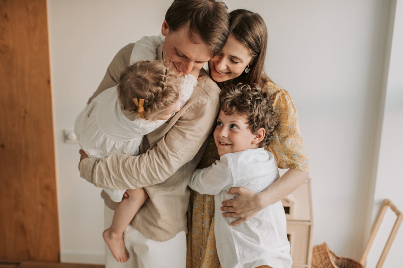 chiropractor service for happy family